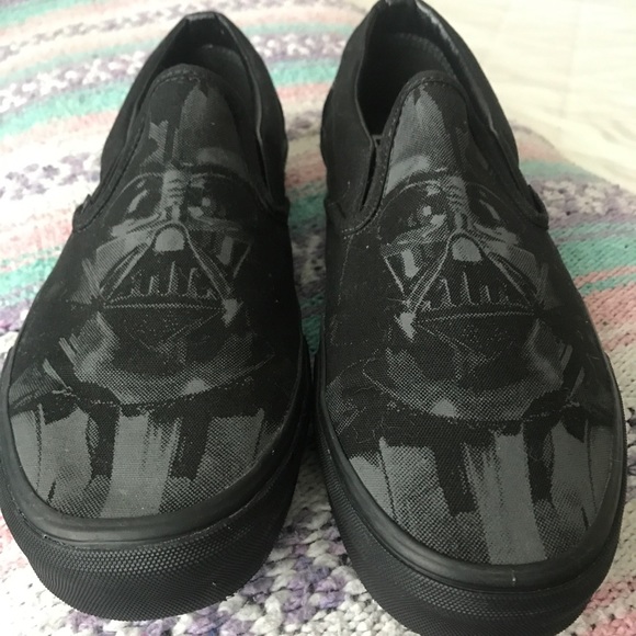 Darth Vader Vans Men's 9.5 Like New - Picture 2 of 8